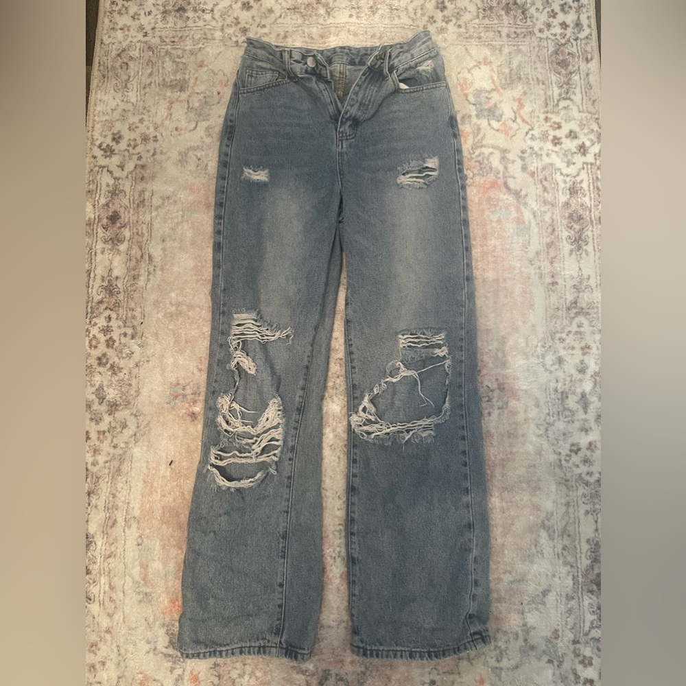 Shein ripped baggy jeans